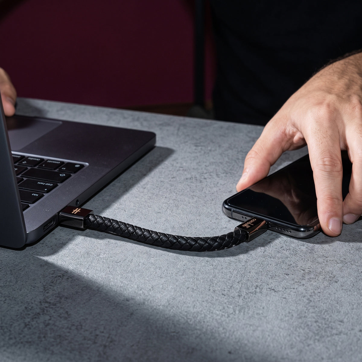 MULTIFUNCTION BRACELET USB & TYPE C